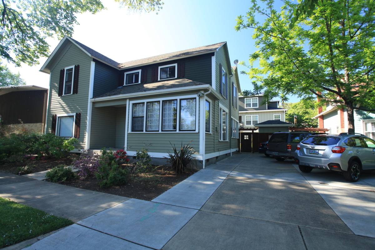 Apartment for rent at 527 W 10th Ave, Eugene, OR 97401