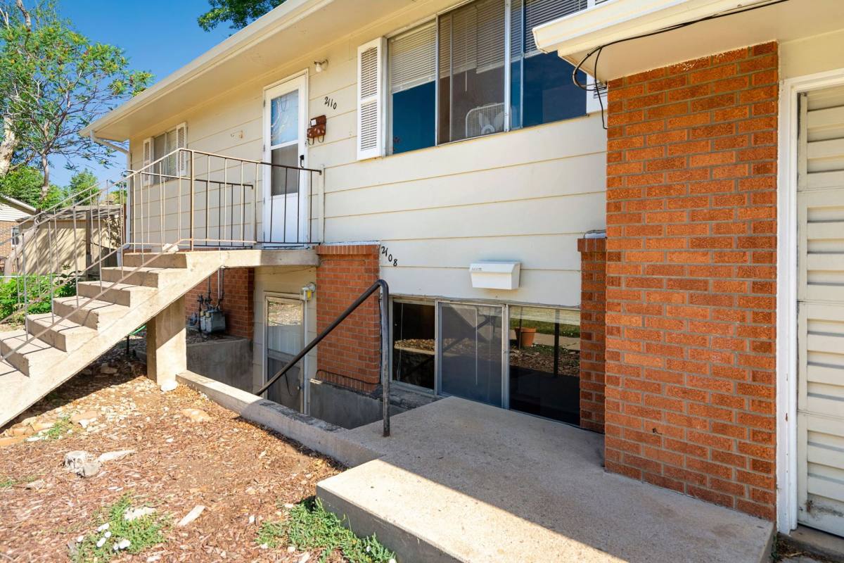Apartment for rent at 2108 Applewood Rd, Fort Collins, CO 80521