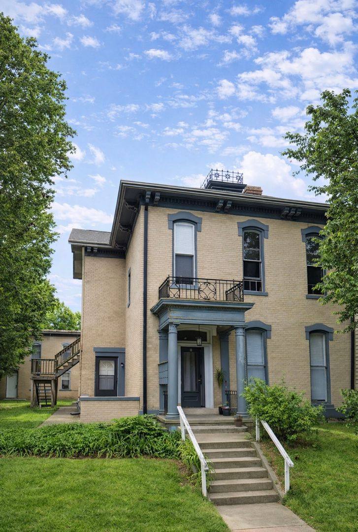Apartment for rent at 911 N 9th St, Lafayette, IN 47904