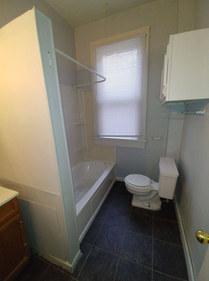 Apartment for rent at 911 N 9th St, Lafayette, IN 47904