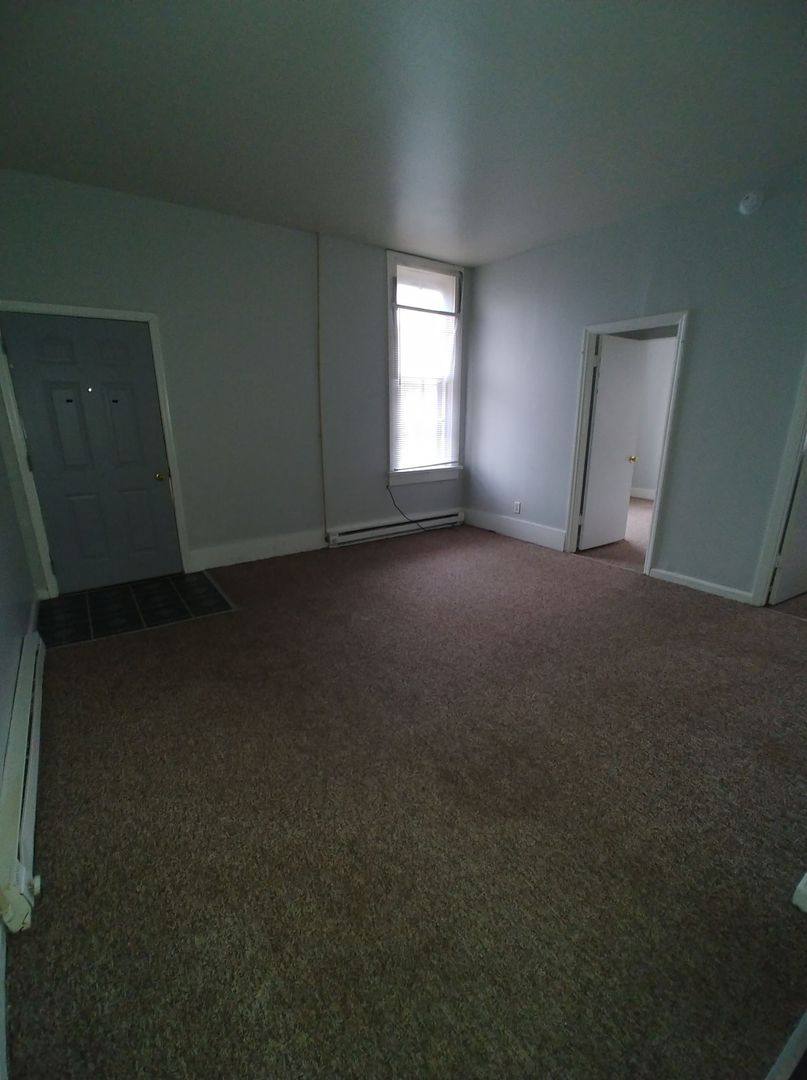 Apartment for rent at 911 N 9th St, Lafayette, IN 47904