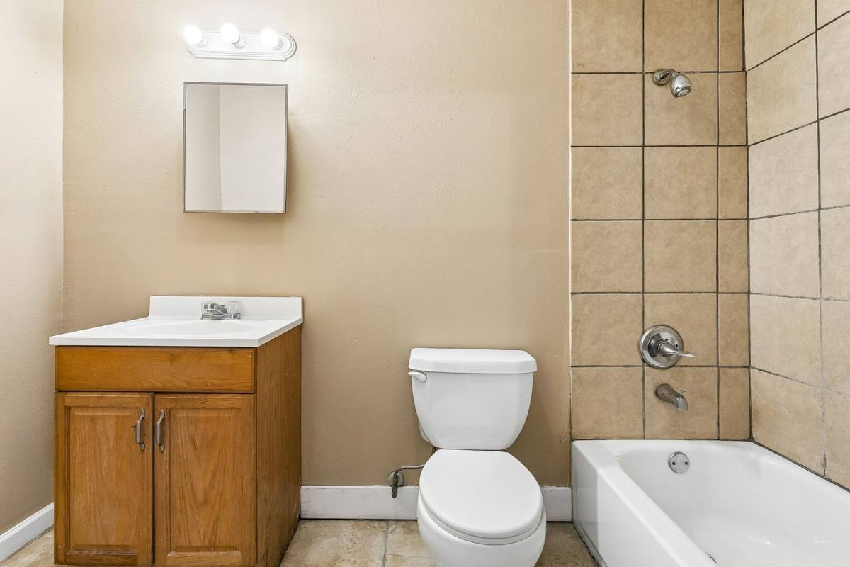 Apartment for rent at 2152 Abundance St, New Orleans, LA 70122