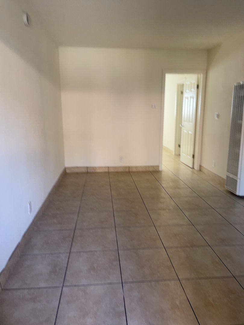 Apartment for rent at 549 & 555 S E St, Anaheim, CA 92805