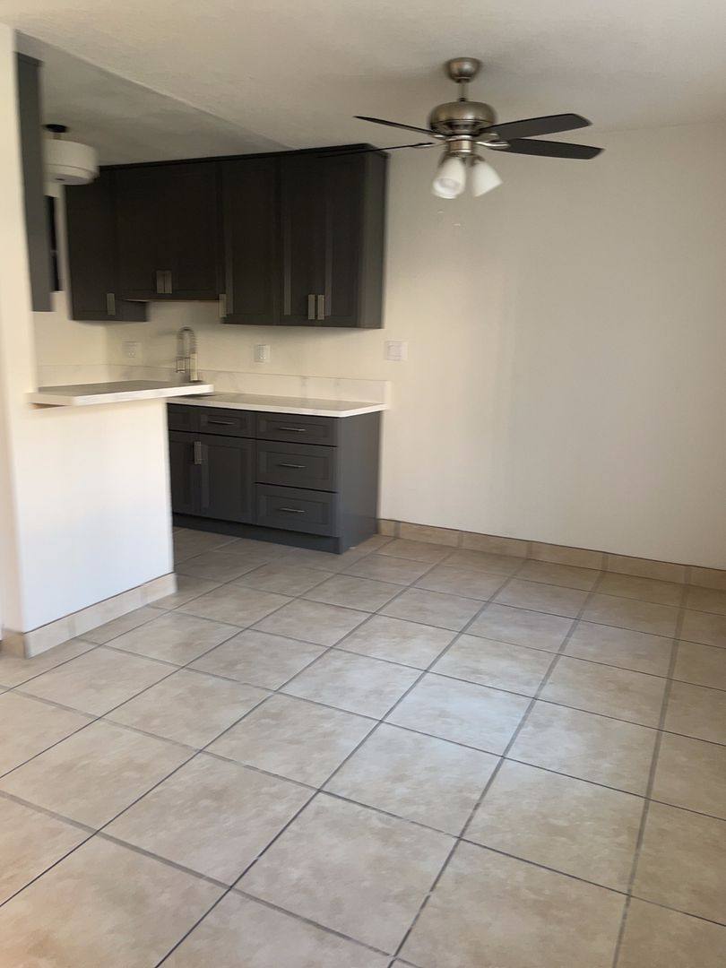 Apartment for rent at 549 & 555 S E St, Anaheim, CA 92805
