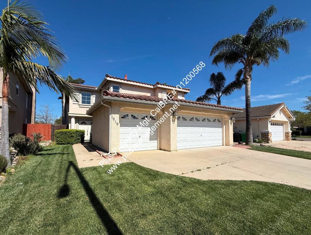 House for rent at 1019 Murray Dr, Santa Maria, CA 93454