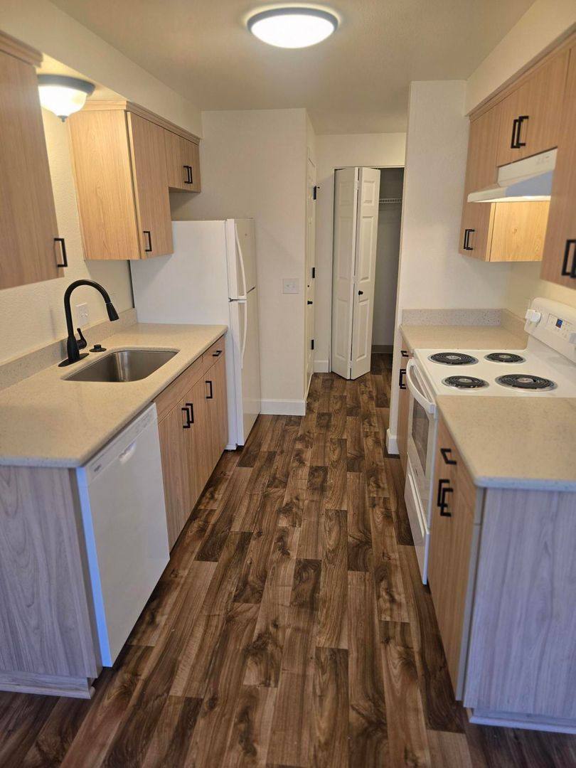 Apartment for rent at 3684 Fisher Rd NE, Salem, OR 97305