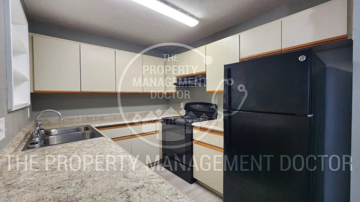 House for rent at 4710 Stonepointe Place, Tampa, FL 33634