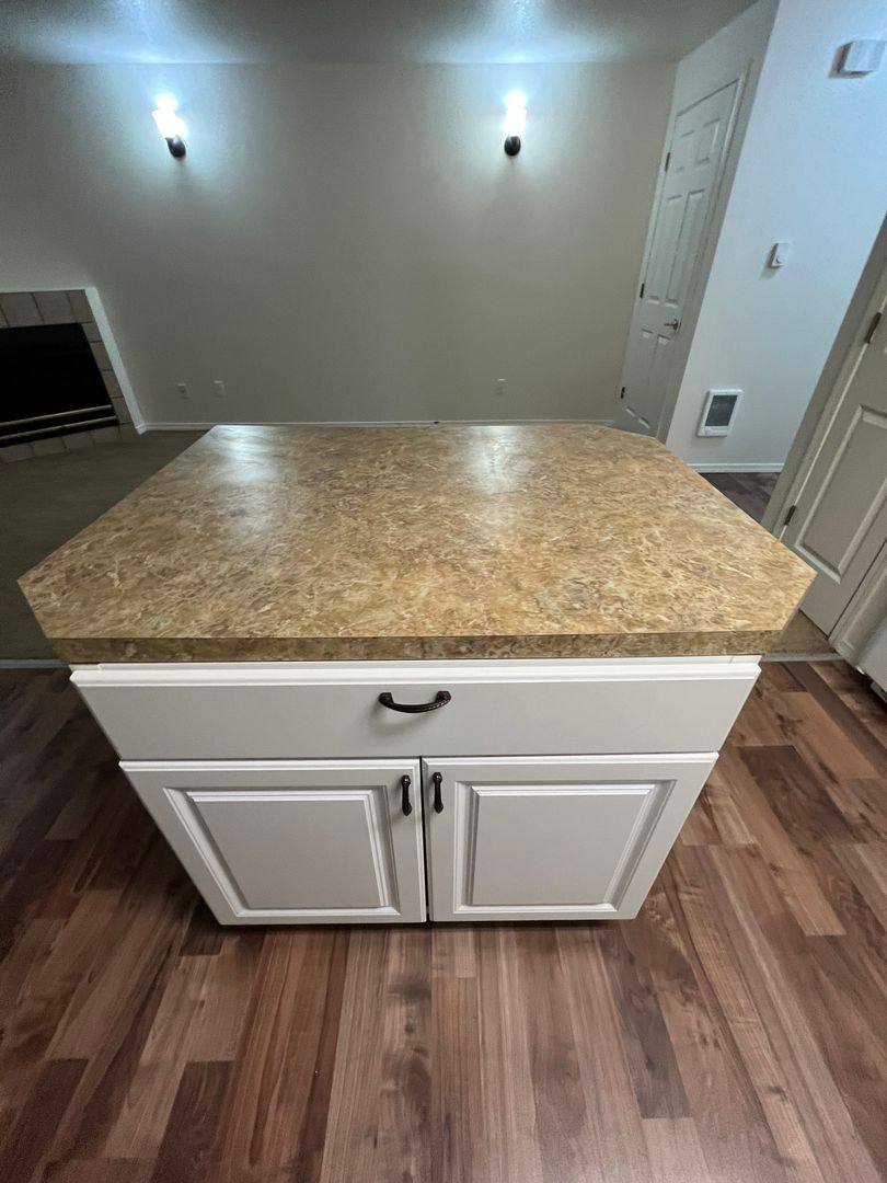 Townhouse for rent at 1301 SE Ellsworth Rd, Vancouver, WA 98664