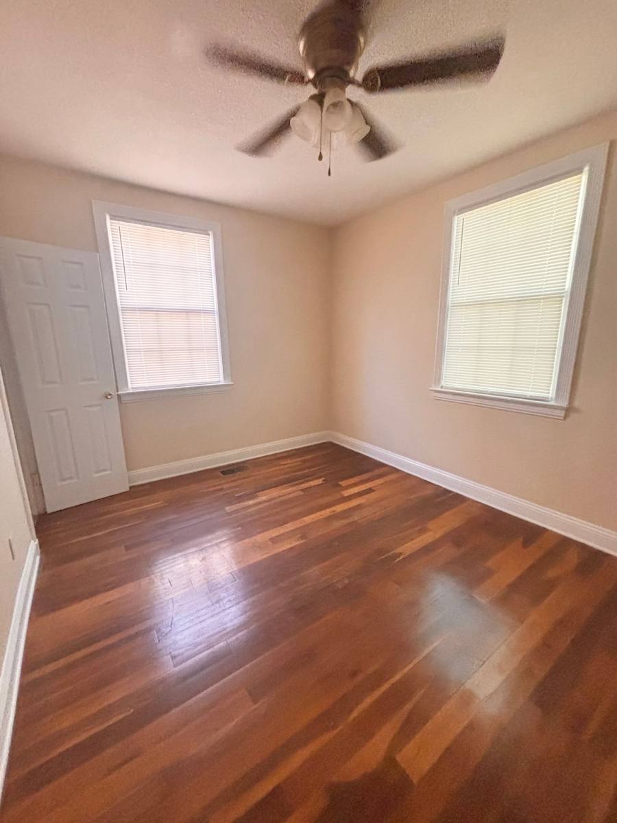 Apartment for rent at 3233-3235 Post St, Jacksonville, FL 32205