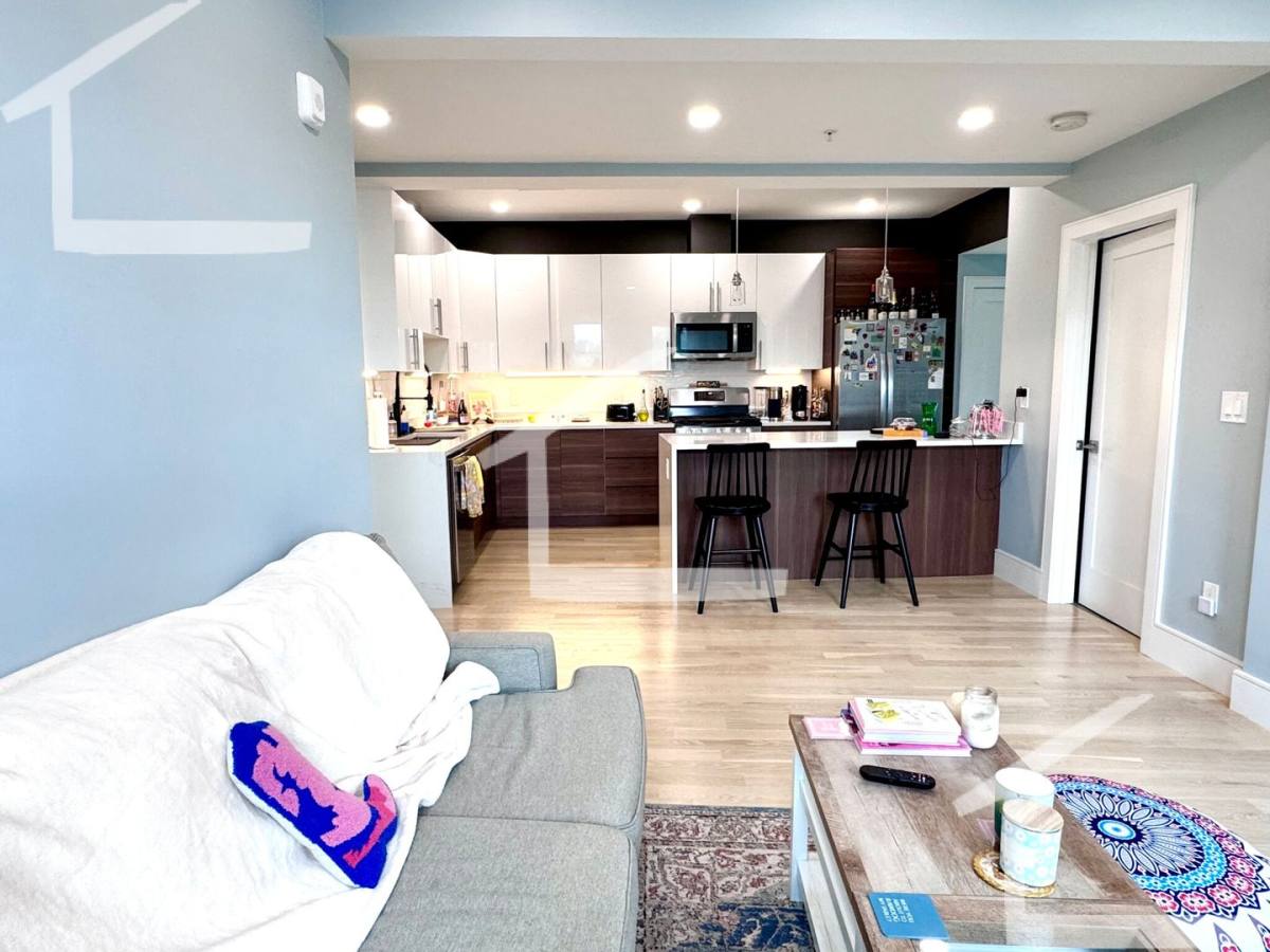 Townhouse for rent at 9 University Rd #7, Brookline, MA 02445