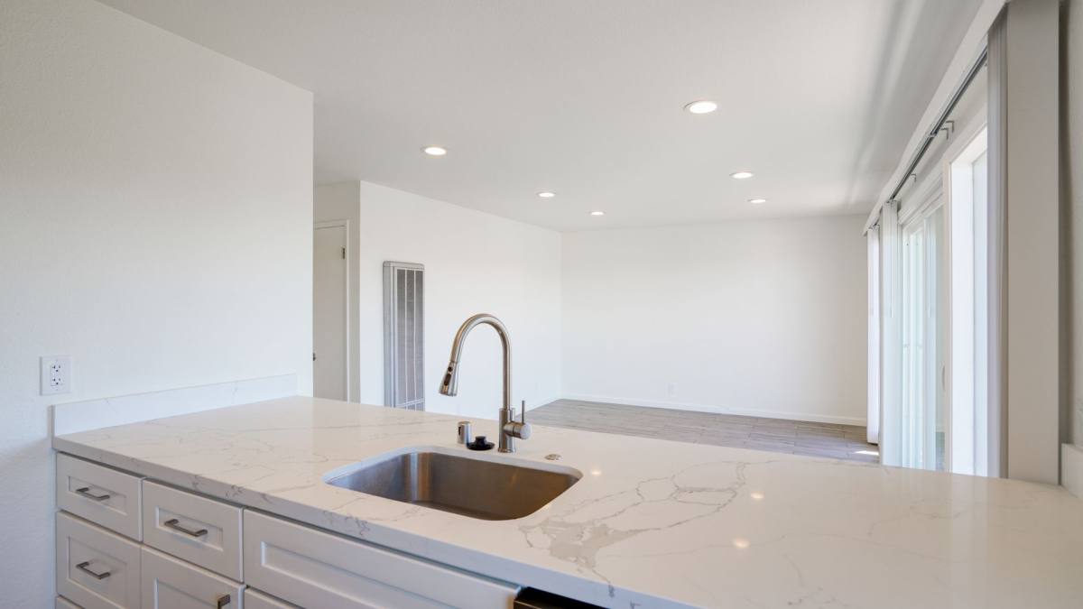 Apartment for rent at 124 Farragut Ave, Vallejo, CA 94590
