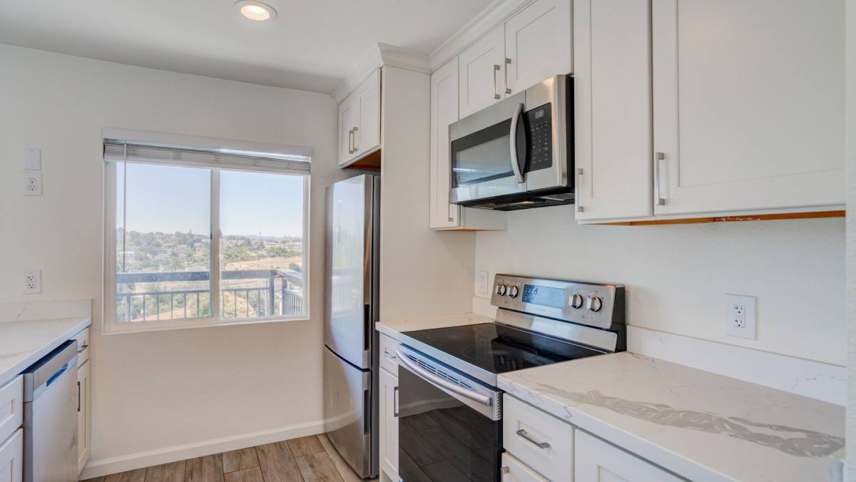 Apartment for rent at 124 Farragut Ave, Vallejo, CA 94590