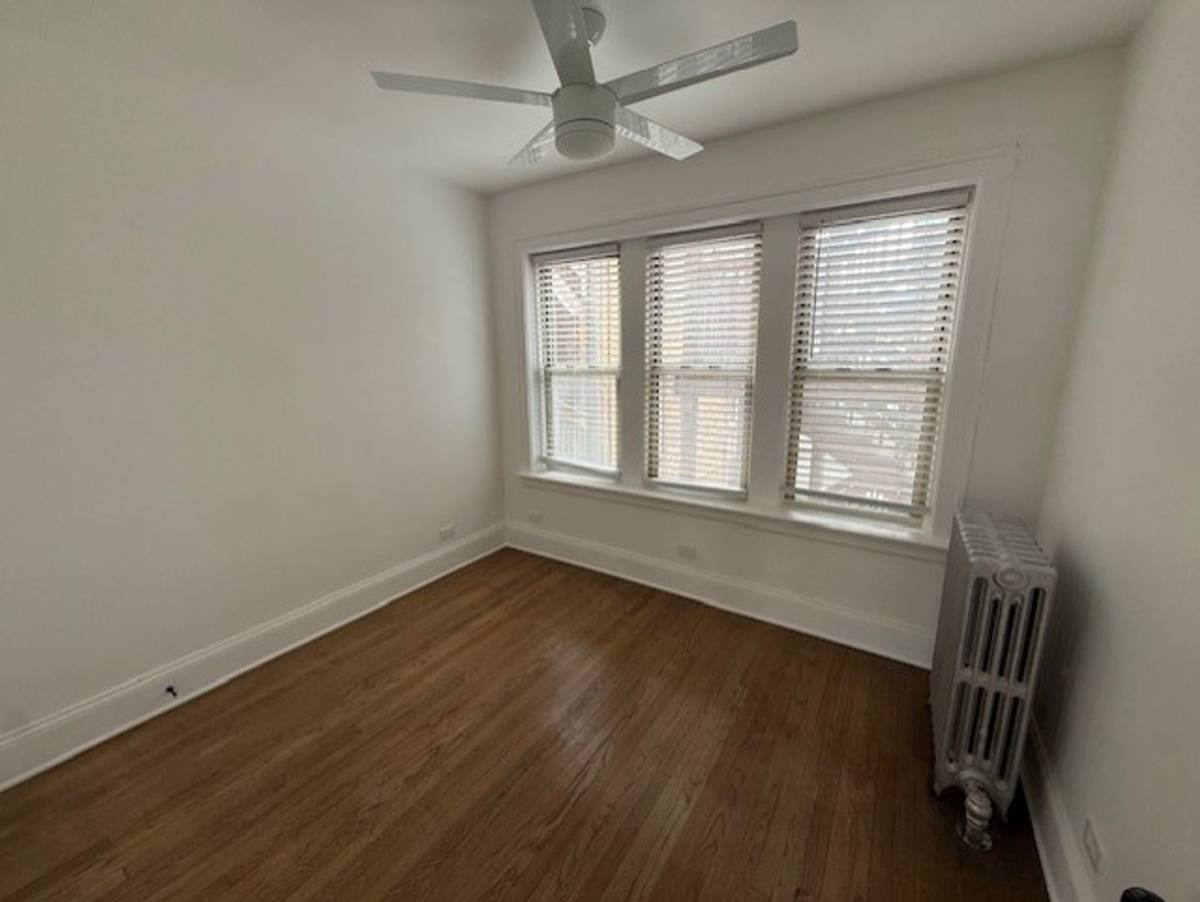 Apartment for rent at 6310 N Artesian, Chicago, IL 60659
