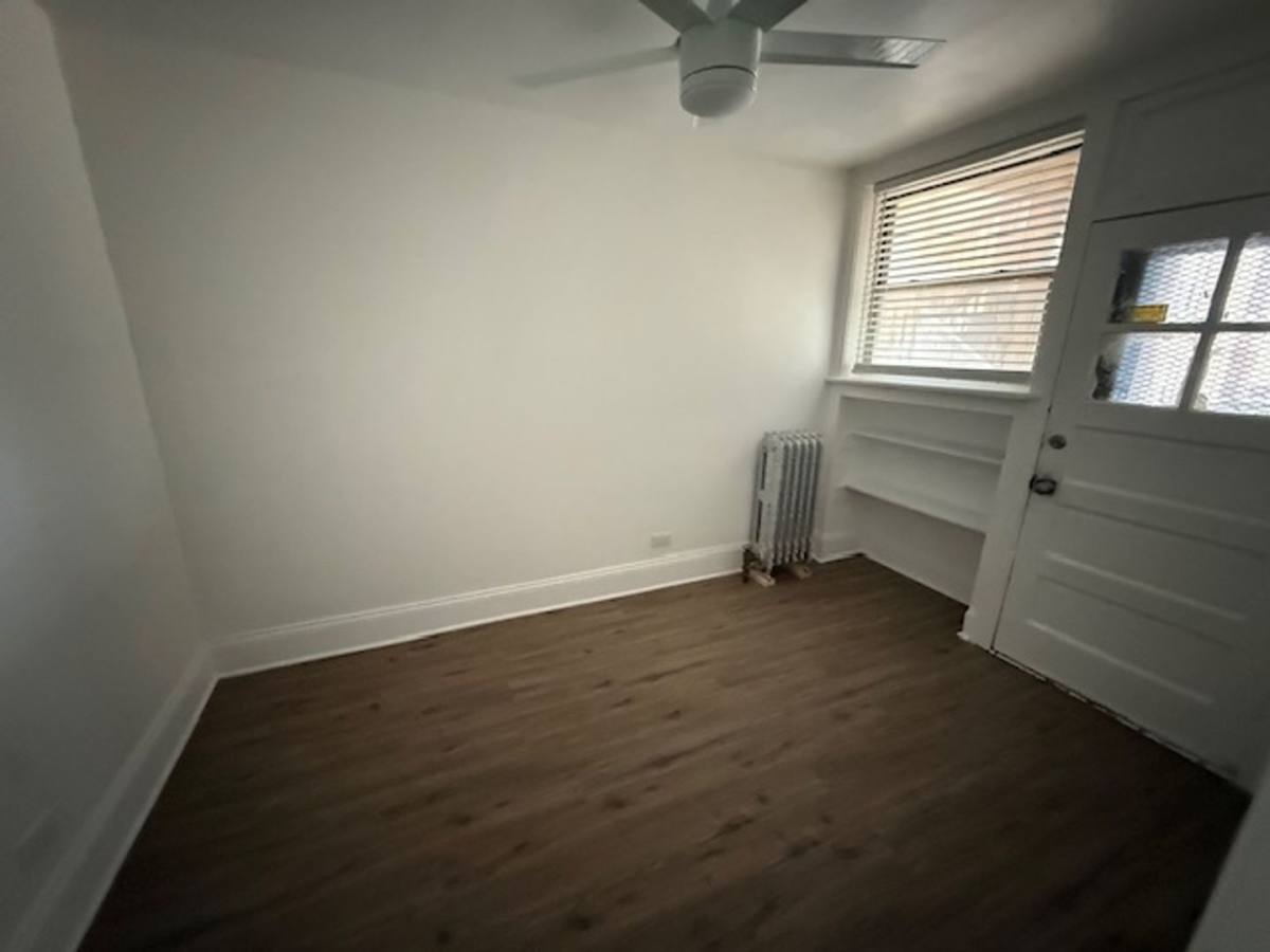 Apartment for rent at 6310 N Artesian, Chicago, IL 60659