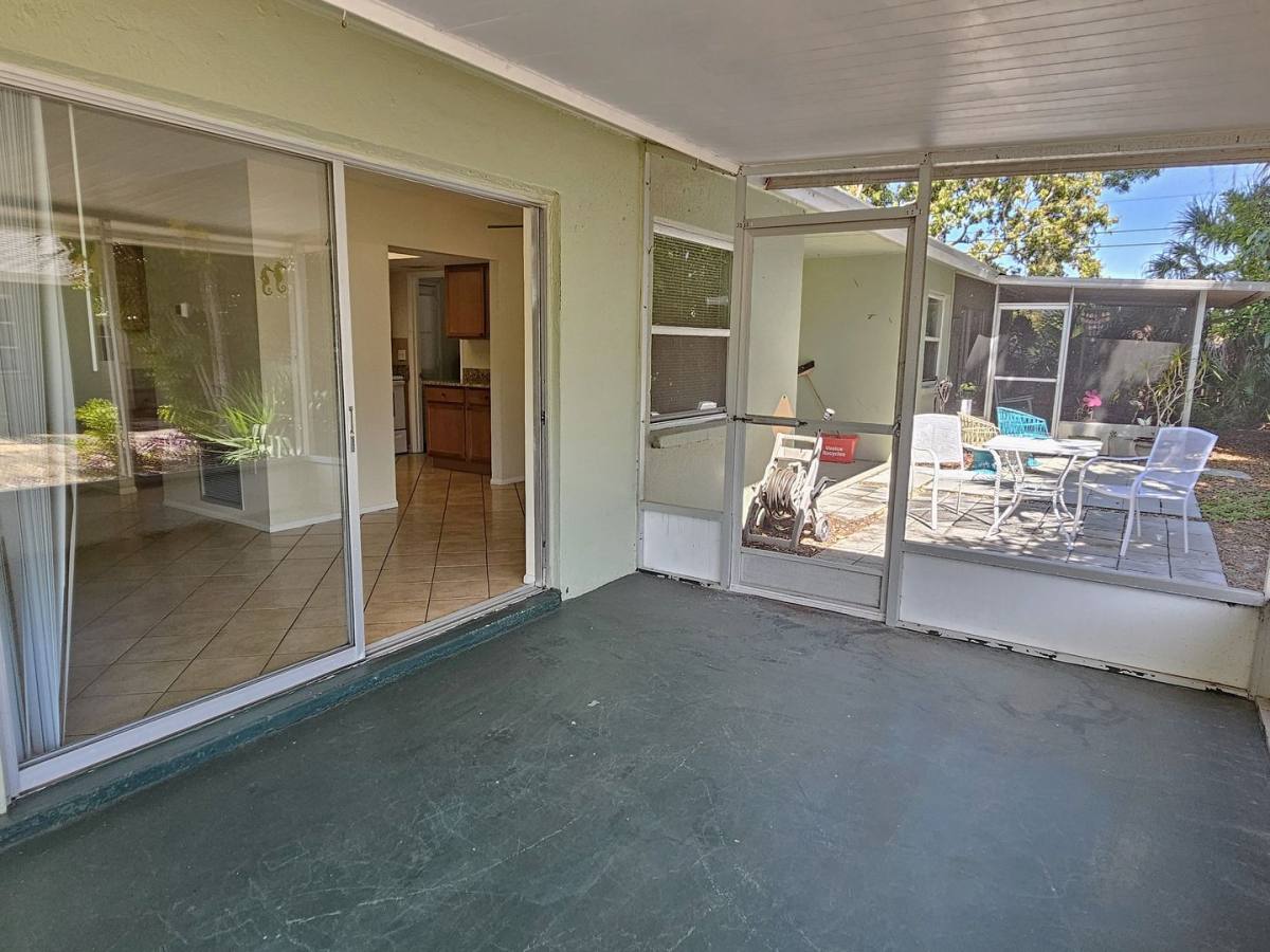 House for rent at 105 Base Ave E, Venice, FL 34285