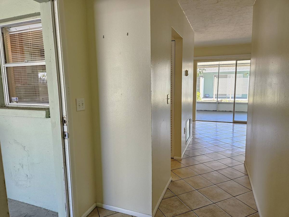 House for rent at 105 Base Ave E, Venice, FL 34285