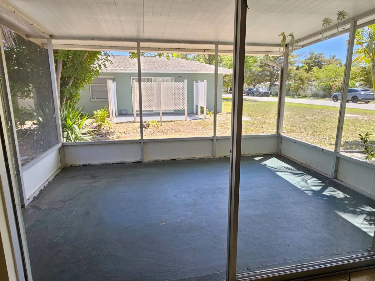 House for rent at 105 Base Ave E, Venice, FL 34285