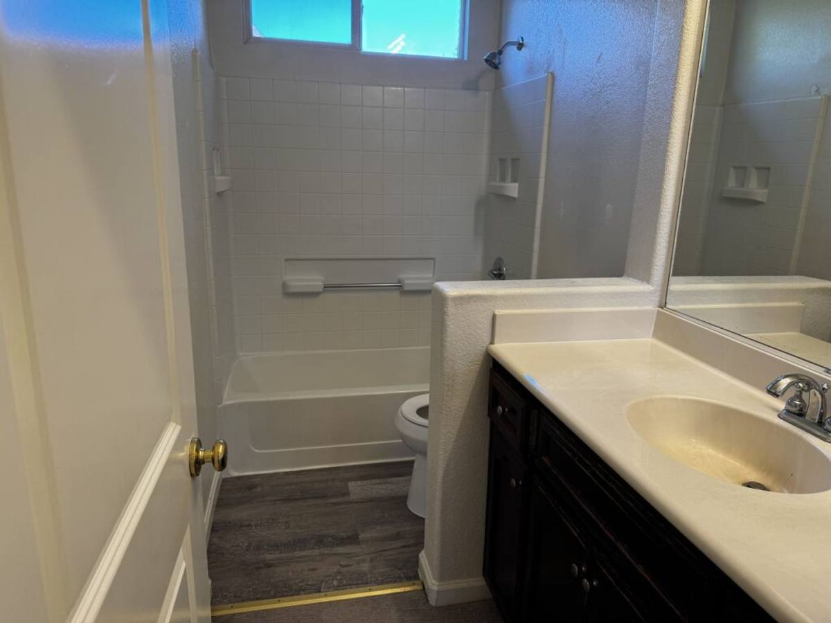 House for rent at 1847 Vintage Circle, Oakdale, CA 95361