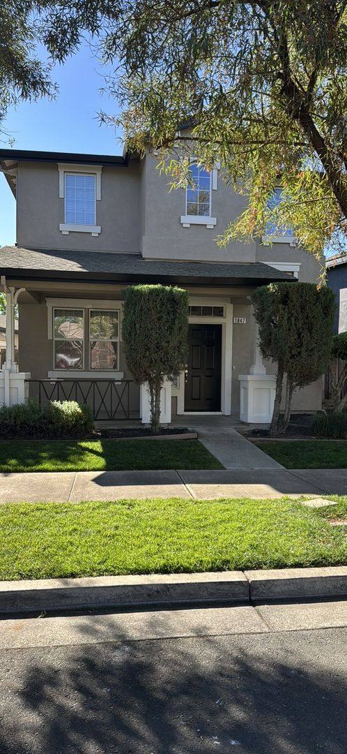House for rent at 1847 Vintage Circle, Oakdale, CA 95361