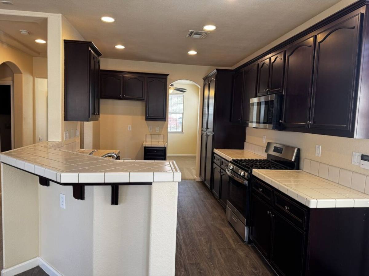 House for rent at 1847 Vintage Circle, Oakdale, CA 95361