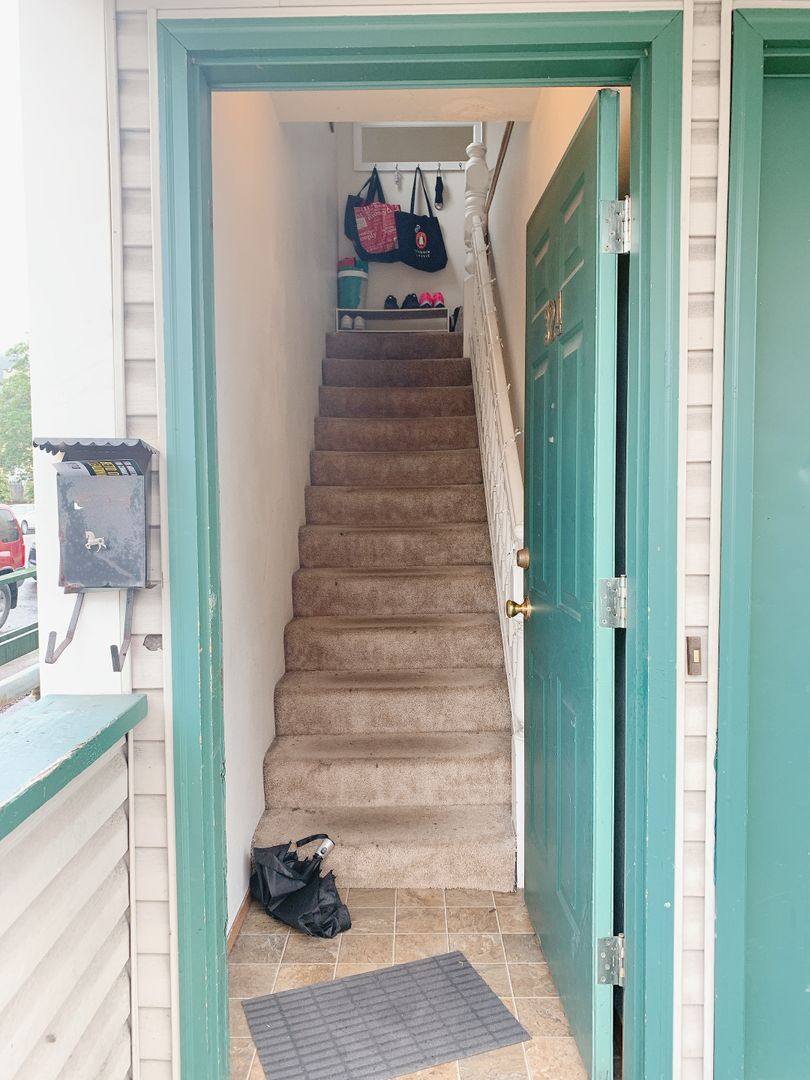 Apartment for rent at 310 E Chestnut St, Bellingham, WA 98225