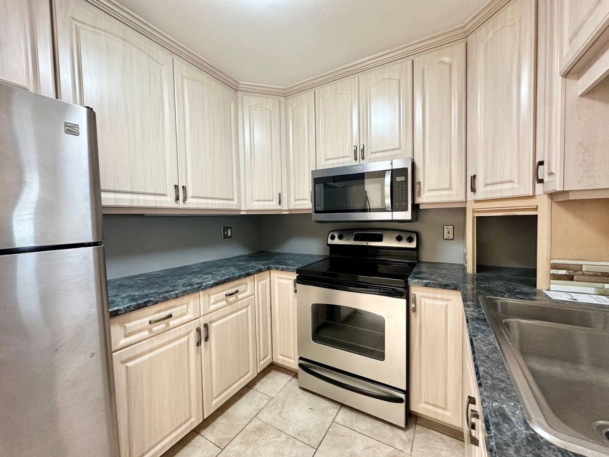 House for rent at 9099 108th Ave, Seminole, FL 33777