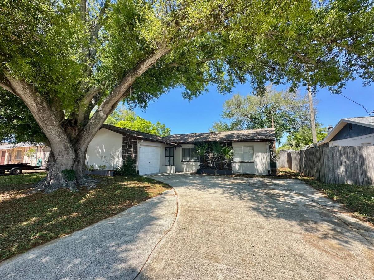 House for rent at 9099 108th Ave, Seminole, FL 33777