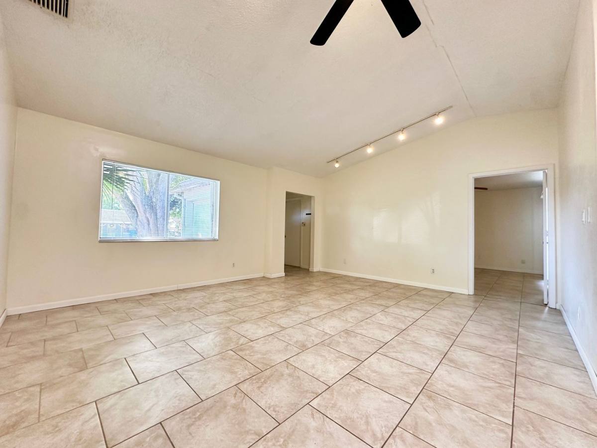 House for rent at 9099 108th Ave, Seminole, FL 33777