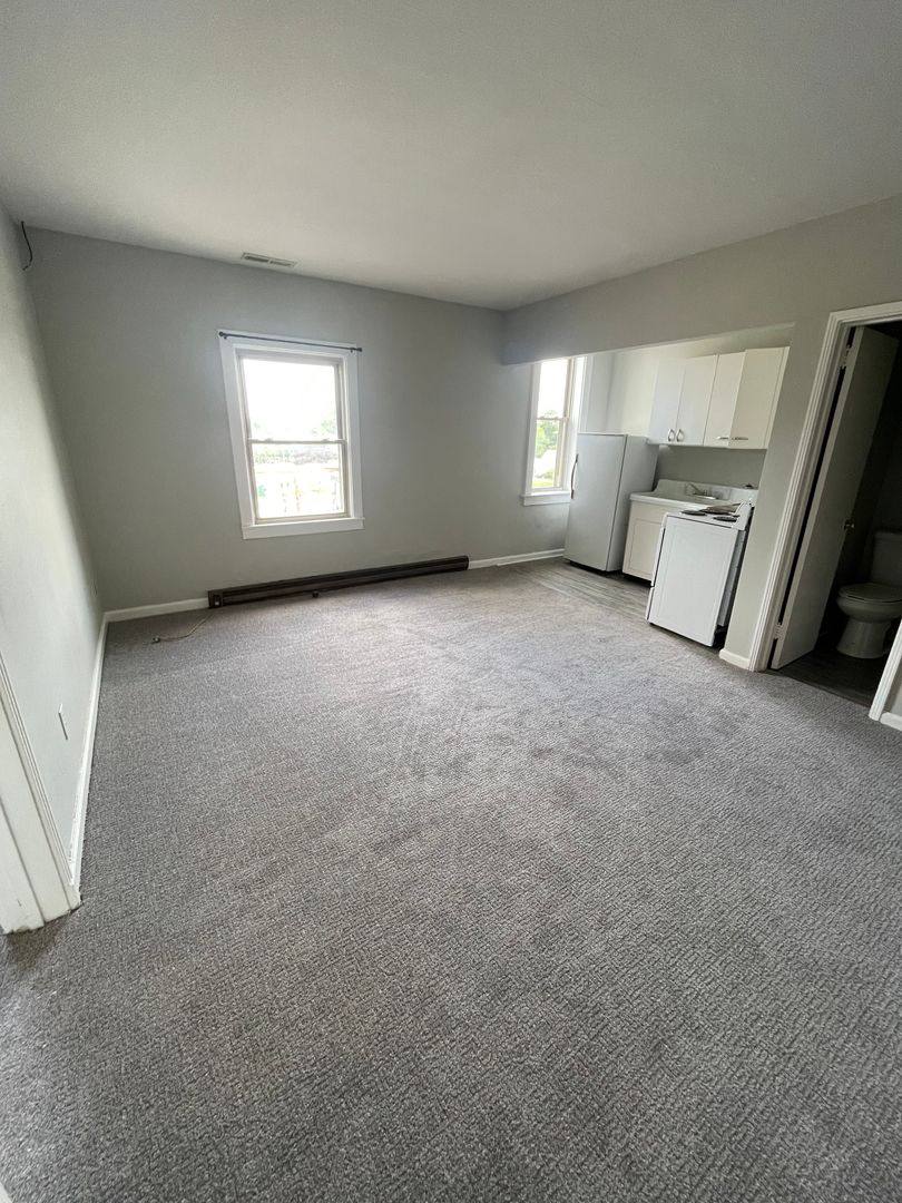 Apartment for rent at 208 S Market St, Delphi, IN 46923