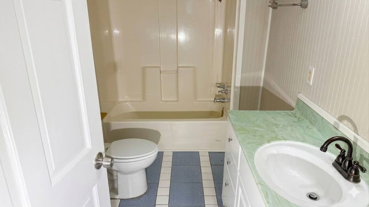 House for rent at 2408 Gordon St, Brunswick, GA 31520