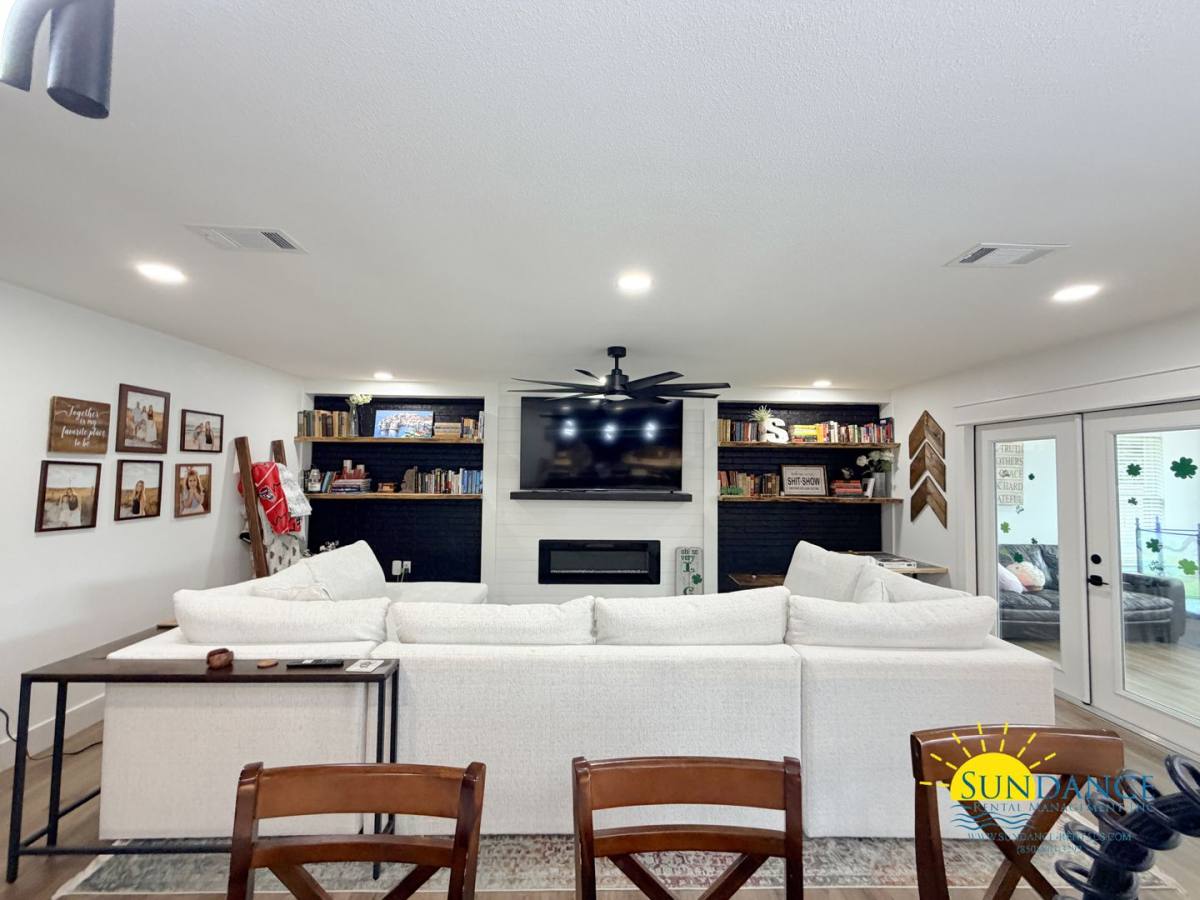 House for rent at 618 Country Club Ave, Fort Walton Beach, FL 32547