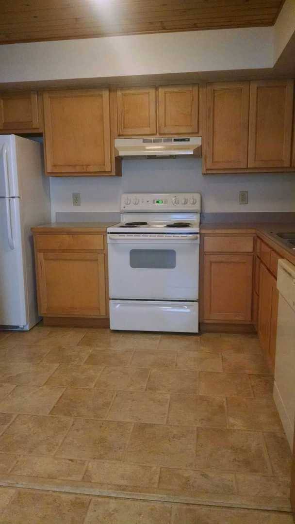 Townhouse for rent at 722 W 17th St, Bloomington, IN 47404