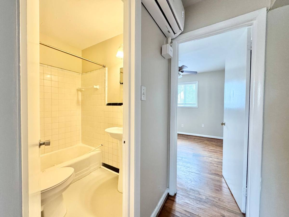 Apartment for rent at 701 S Chapman St #7, Greensboro, NC 27403