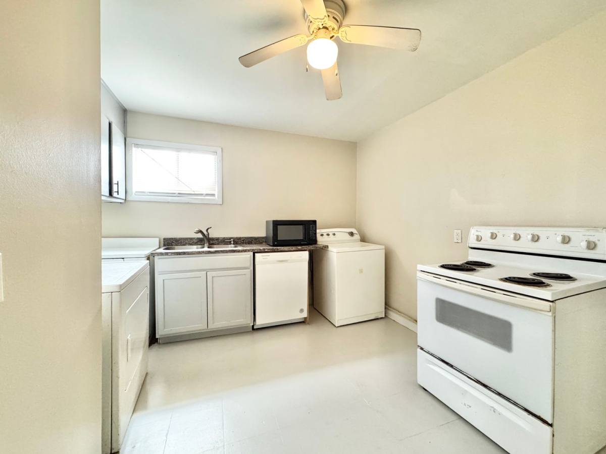 Apartment for rent at 701 S Chapman St #7, Greensboro, NC 27403