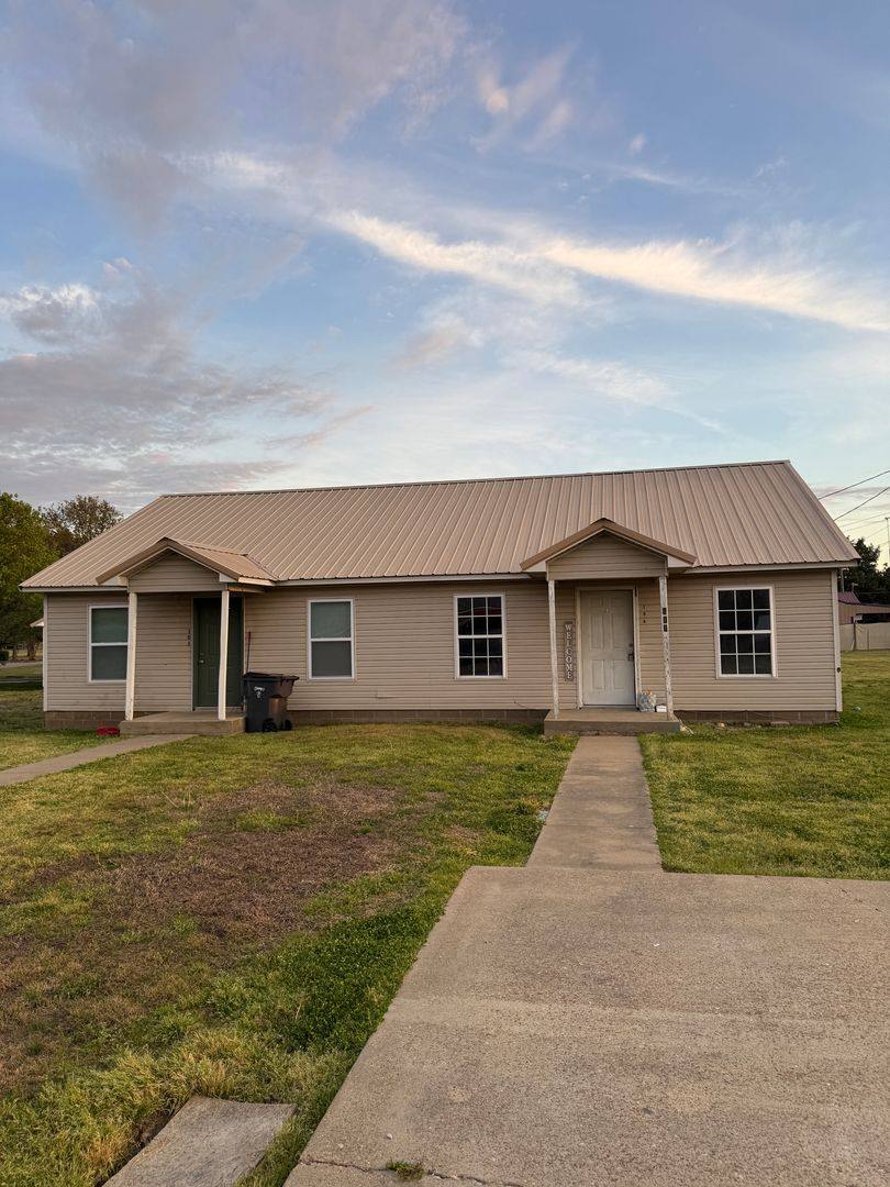 House for rent at 106 Fuller St, Weiner, AR 72479
