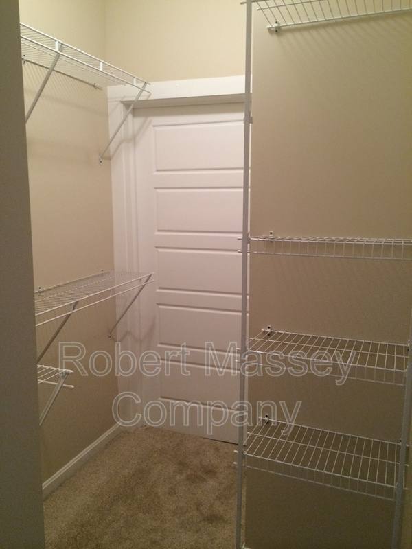 Apartment for rent at 2424 Glenmary Ave #6, Louisville, KY 40204