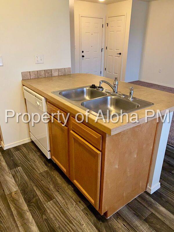 House for rent at 1033 W Pine Ave #3, Meridian, ID 83642