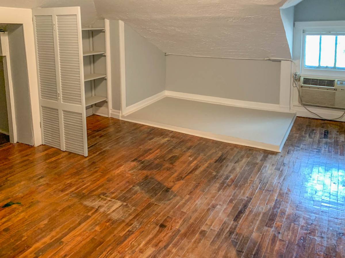 Apartment for rent at 706 Chickamauga Ave #15, Knoxville, TN 37917