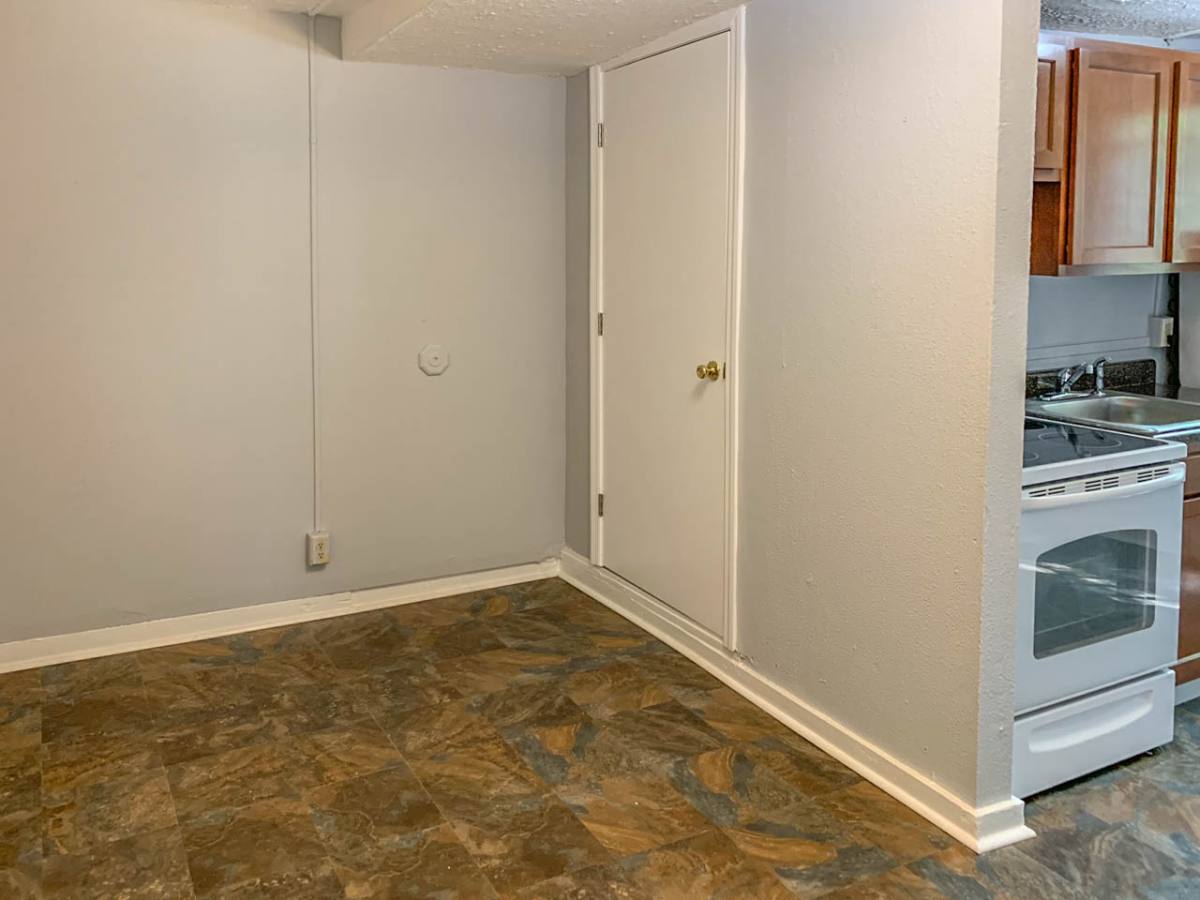 Apartment for rent at 706 Chickamauga Ave #15, Knoxville, TN 37917