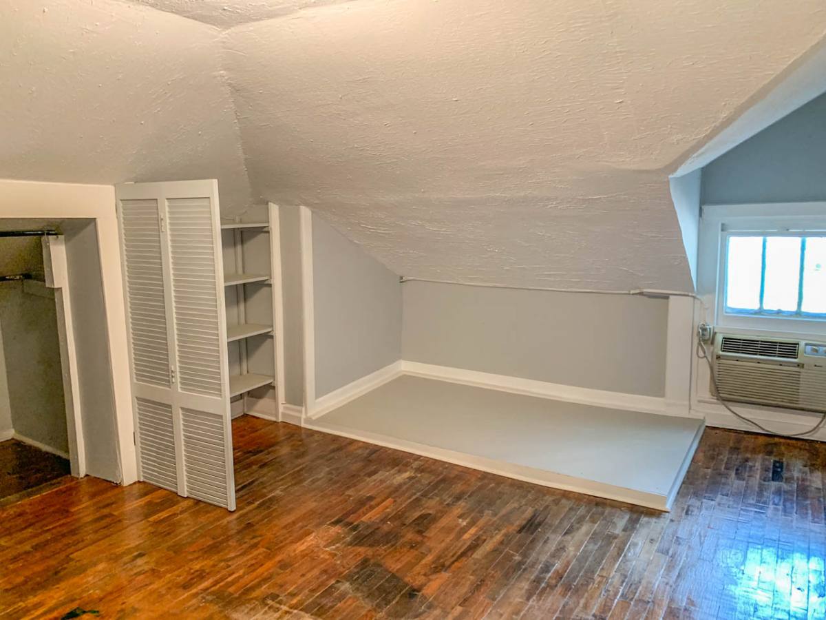 Apartment for rent at 706 Chickamauga Ave #15, Knoxville, TN 37917