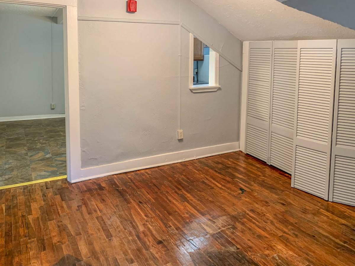 Apartment for rent at 706 Chickamauga Ave #15, Knoxville, TN 37917