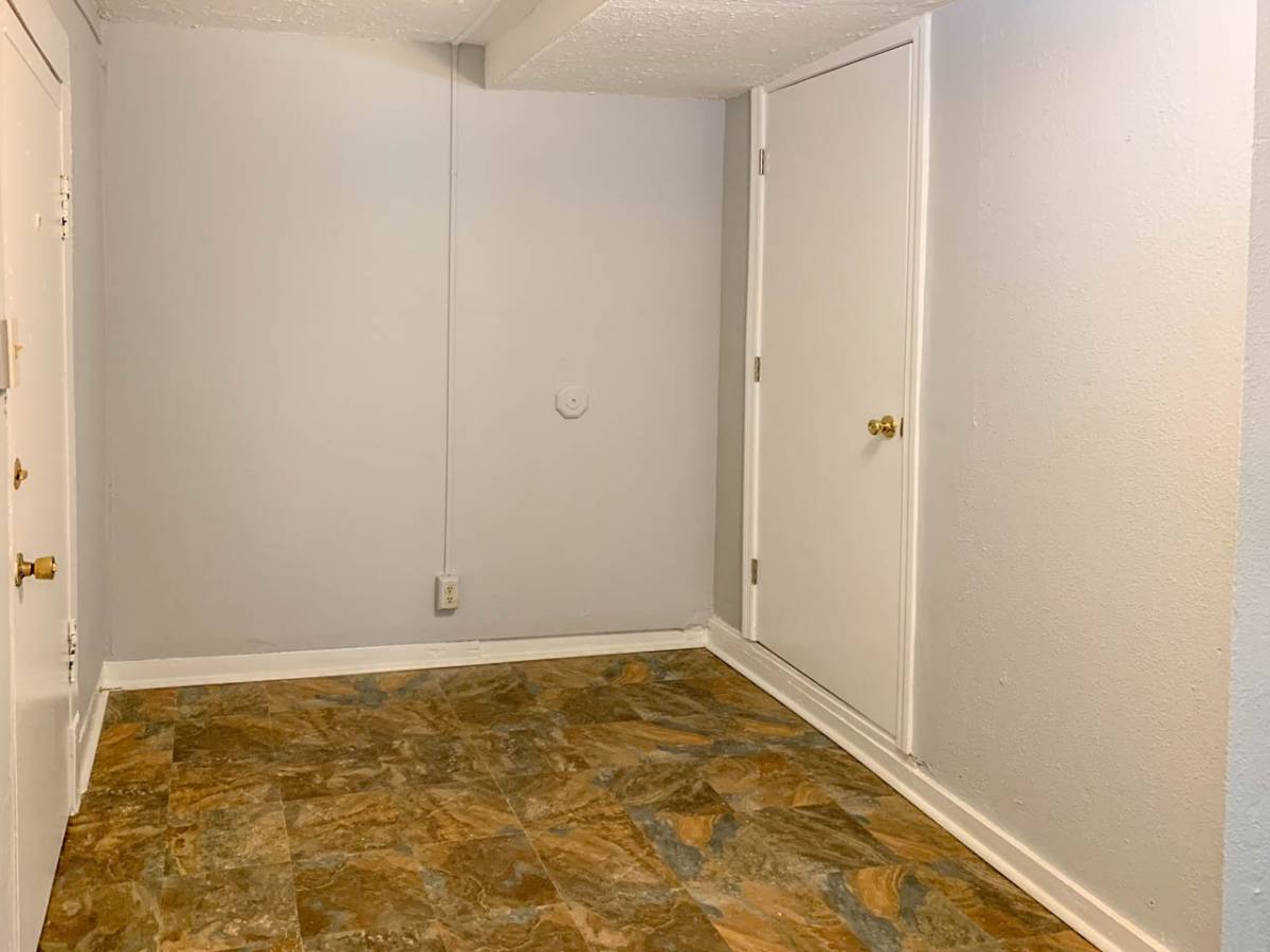 Apartment for rent at 706 Chickamauga Ave #15, Knoxville, TN 37917