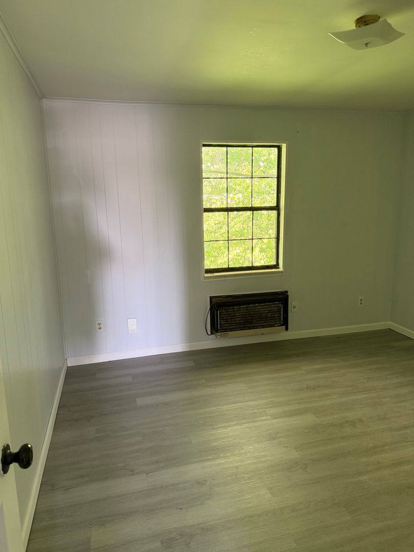 Apartment for rent at 499 N Hawkins St, Rogersville, TN 37857