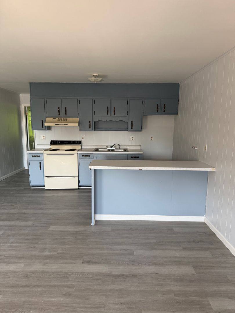 Apartment for rent at 499 N Hawkins St, Rogersville, TN 37857