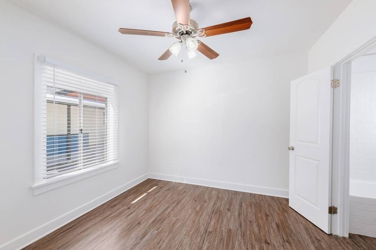 Apartment for rent at 4127-4135 Monroe St, Los Angeles, CA 90029