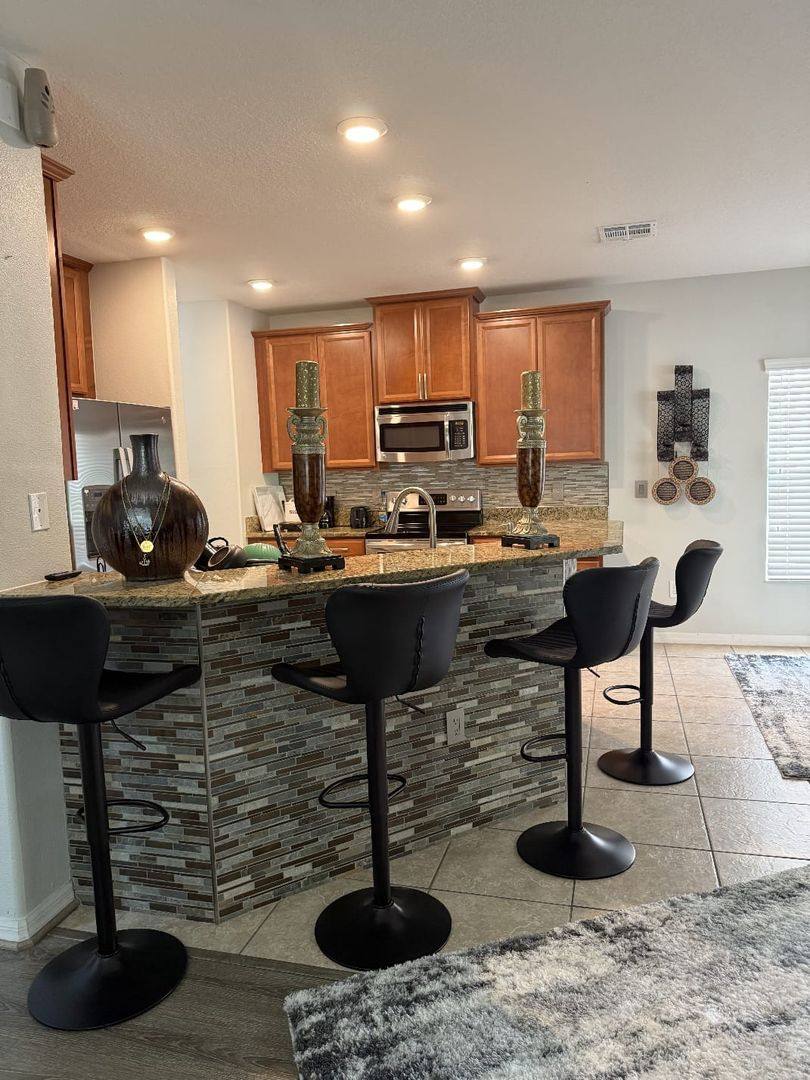 House for rent at 1966 Hawks View Dr, Ruskin, FL 33570