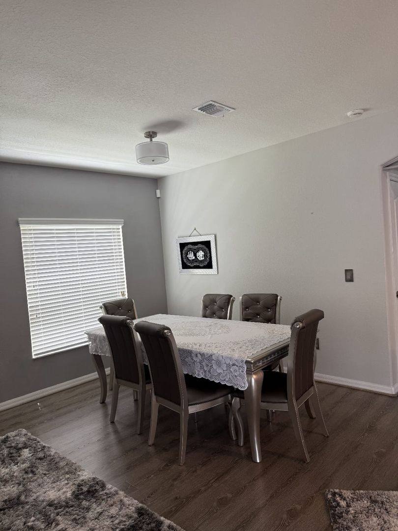 House for rent at 1966 Hawks View Dr, Ruskin, FL 33570