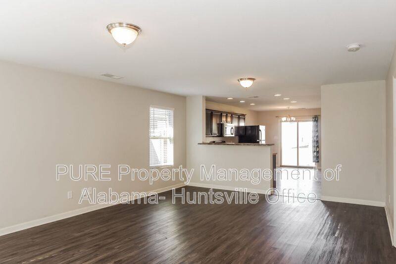House for rent at 135 Wethersfield Dr, Harvest, AL 35749
