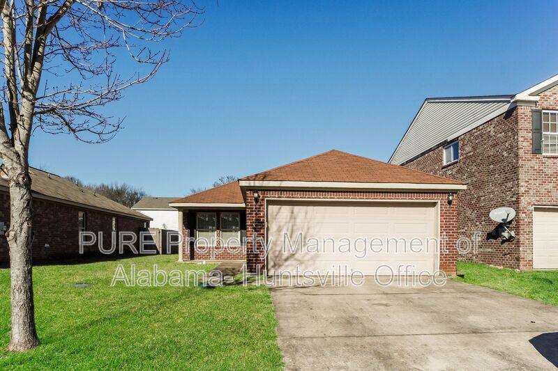 House for rent at 135 Wethersfield Dr, Harvest, AL 35749