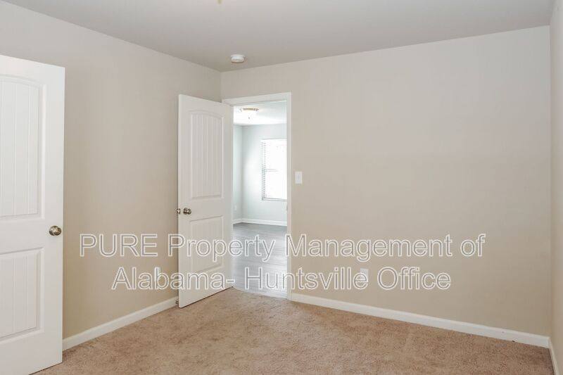 House for rent at 135 Wethersfield Dr, Harvest, AL 35749